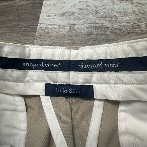 Vineyard Vines Shorts Beige Mens 33 Golf Chino Links Flat Front Casual Preppy - Picture 3 of 11